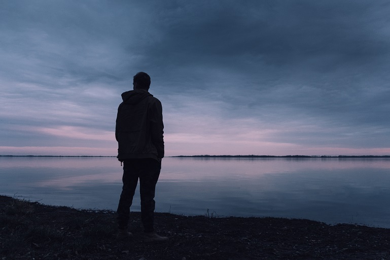 Samotność – jak wpływa na psychikę człowieka